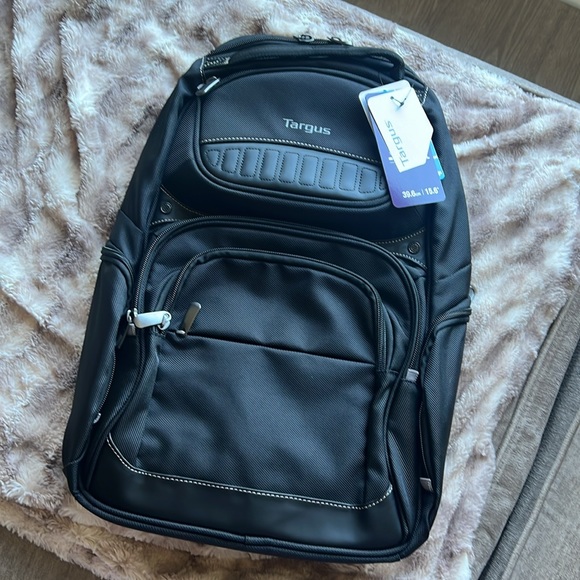 Targus Backpack - Picture 2 of 2